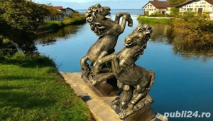 Statuetă căluț mediu, auriu patinat, model S37. - imagine 4