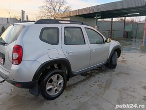 Vând Dacia Duster 4x2  - imagine 6