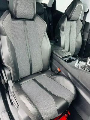 PEUGEOT 3008 2017 1.2i E6 Garantie 12 Luni Rate Avans 0 Doar Cu Buletinul - imagine 16