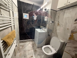 Apartament cu 2 camere de închiriat pe Calea București