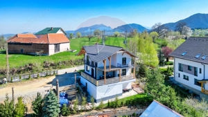 Vilă la Sohodol, 6 camere, D + P + M, teren 847 mp - imagine 9