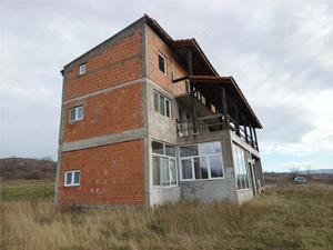 DUPLEX P+1+M CU TERASE | TEREN TOTAL 2.306 MP in MOLDOVA NOUA - imagine 3