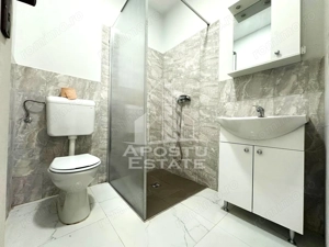 Casa cu 3 camere curte comuna - imagine 7