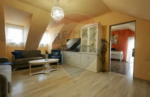 Apartament cu 3 camere de vânzare - imagine 3