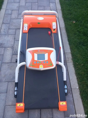 Vând bandă de alergat marca FitTronic