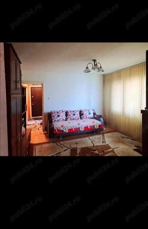 PROPRIETAR! Vând apartament semidecomandat cu 2 camere confort 1 - imagine 6