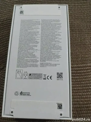 Vând telefon mobil.