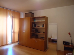 Garsonieră de închiriat   disponibilă imediat Piata Victoriei