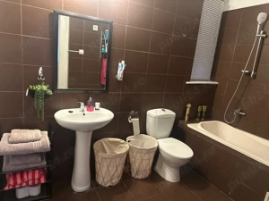 Apartament la casa 2 camere Zona Balcescu - spatios si renovat  - imagine 4