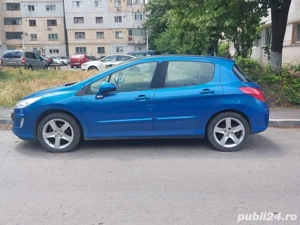 Peugeot 308 - imagine 3