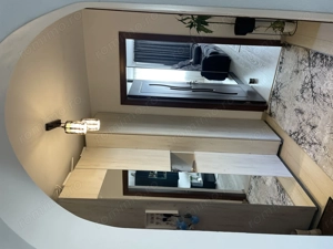 Apartament 3 camere semidecomandat 