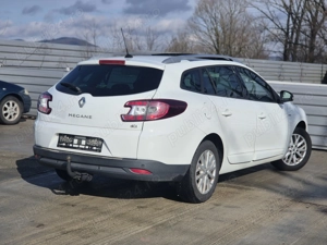 Vând renault megane 3 1.5dci 110cp bose  - imagine 2