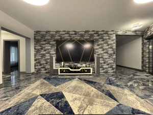 Casa superba pe parter, mobilata-utilata | Sanmihaiu Roman - imagine 2