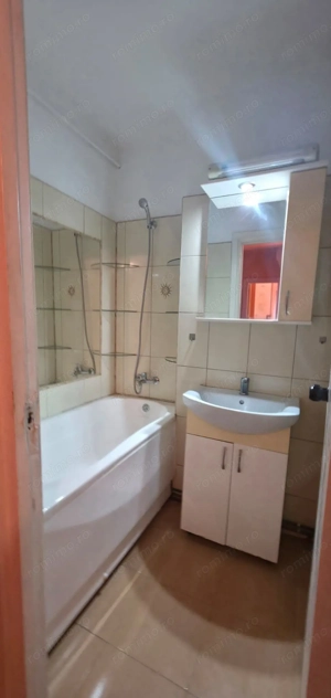 Disponibil imediat!!   Apartament cu potențial excelent și priveliște superbă! - imagine 5