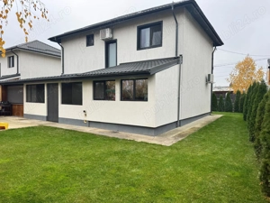 Casa vila P+1+pod , 3 dormitoare, Centru Sabareni ,12 km Bucuresti