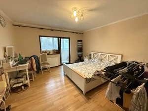 Apartament 4 camere, decomandat, etaj 1 - Bucovina - imagine 2