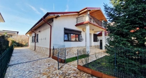 Vila P+1, 6 camere, teren 940mp, Otopeni-23 August - imagine 3