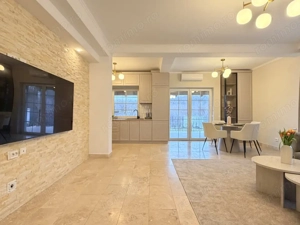 Casă de închiriat în Dumbrăvița – 4 dormitoare, 2 băi, Pădure