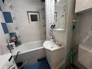 Apartament cu 2 camere decomandate si pivnita zona Terezian din Sibiu - imagine 8