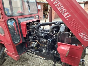Vând tractor universal U550  - imagine 4