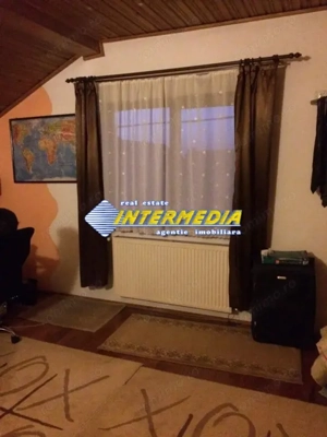 Casa Noua de vanzare P+E+M cu 3000 mp teren in Zona Ciugud