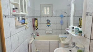 Vand apartament 2 camere in Deva, zona Zamfirescu, situat pe mijloc, etaj 2, bloc de 4 etaje - imagine 9