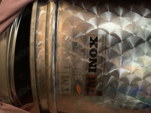 Vand recipient vin din inox de 400 litrii cu capac flotor