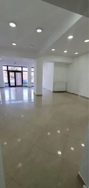 Inchiriez Spatiu Comercial Onesti - imagine 2