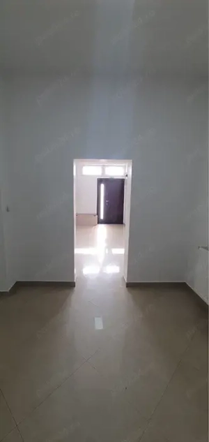 Inchiriez Spatiu Comercial Onesti - imagine 4