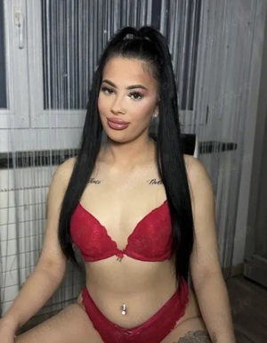 Disponibilă Non-stop! Servicii Bune ! Nouă în Bacău !