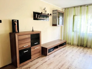Apartament renovat, 2 camere decomandate, etaj 2    IC Frimu