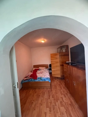 Inchiriez apartament 3 camere - imagine 2