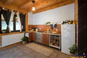 FILM! Rezidenta pe apreciabile conditii, in statiunea Sugas Bai, Covasna - imagine 9