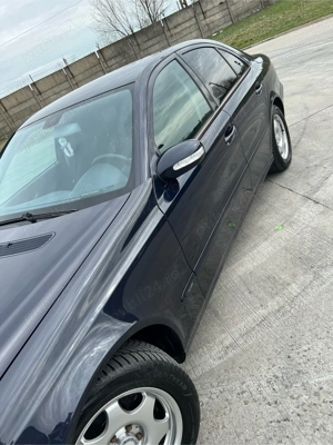 vand mercedesE220 - imagine 5