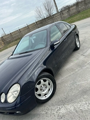 vand mercedesE220 - imagine 4