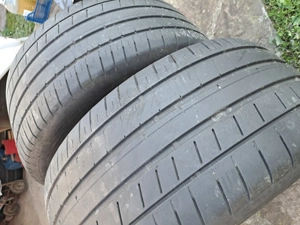 Vând doua anvelope Dunlop