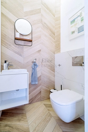 Penthouse de lux 530 mp ultracentral in Oradea - imagine 37