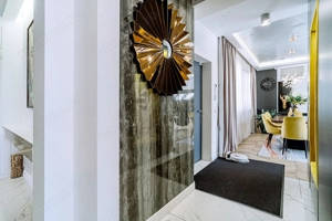 Penthouse de lux 530 mp ultracentral in Oradea - imagine 43