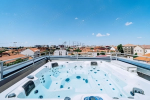 Penthouse de lux 530 mp ultracentral in Oradea - imagine 52