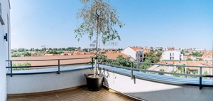 Penthouse de lux 530 mp ultracentral in Oradea - imagine 49