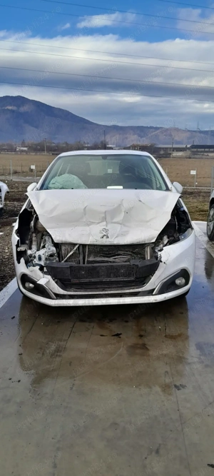 Dezmembram Peugeot 208 1.6 HDi BHW / BH02 / DV6FE - imagine 4