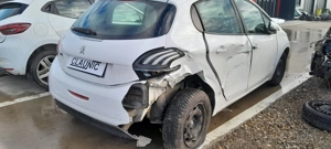 Dezmembram Peugeot 208 1.6 HDi BHW / BH02 / DV6FE - imagine 2