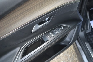 Peugeot 3008 PHEV Hybrid 4 GT-Line 300 CP - imagine 4