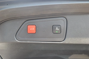 Peugeot 3008 Plug-In Hybrid 225 e-EAT8 GT - imagine 15