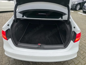 Audi A4 S-Line Quattro 3.0 Diesel 245 CP - imagine 13