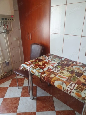 Se vinde apartament 3 camere. - imagine 4