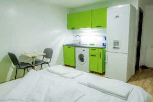 Garsonieră de închiriat 