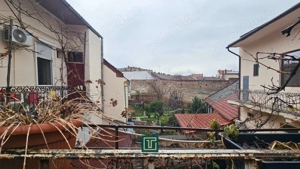 Apartament cu personalitate cu 2 camere cu terasă în centrul Aradului - imagine 9