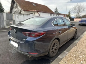Mazda 3   kilometri reali, mașină îngrijită - imagine 3