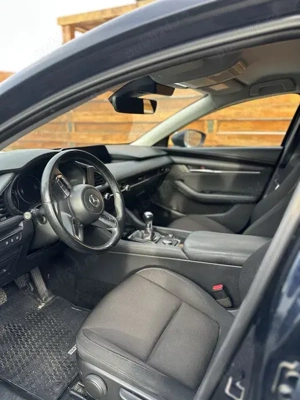 Mazda 3   kilometri reali, mașină îngrijită - imagine 4